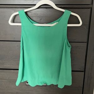 Green scalloped crop top- size small